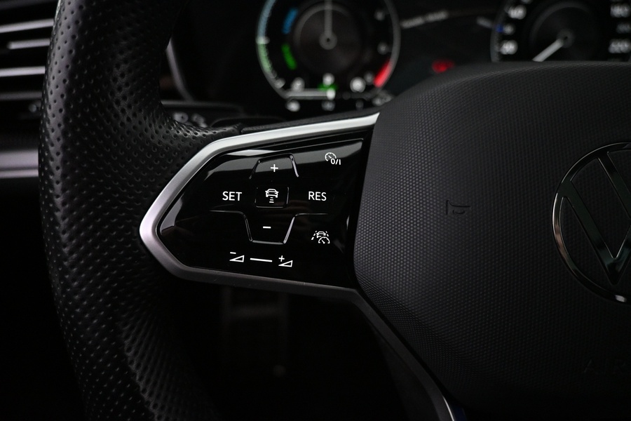 Volkswagen Touareg vaihtoauto