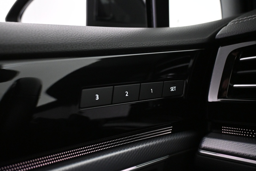 Volkswagen Touareg vaihtoauto