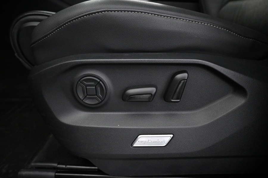 Volkswagen Touareg vaihtoauto