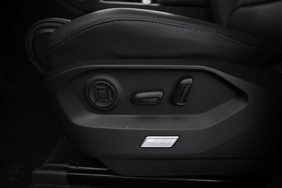 Volkswagen Touareg vaihtoauto