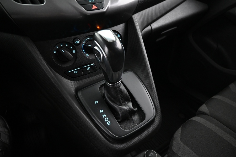 Ford Transit Connect vaihtoauto