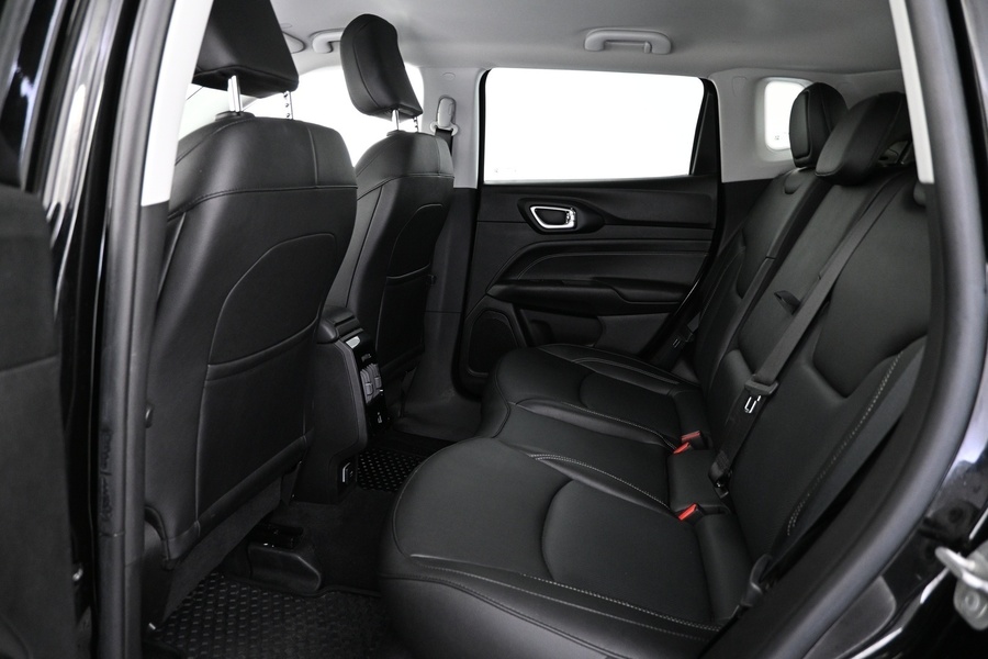 Jeep Compass vaihtoauto