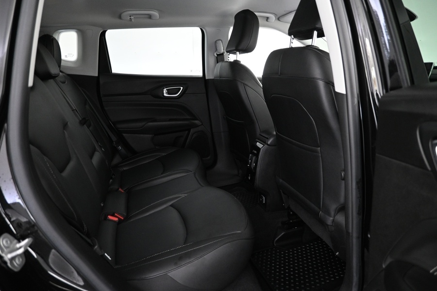 Jeep Compass vaihtoauto