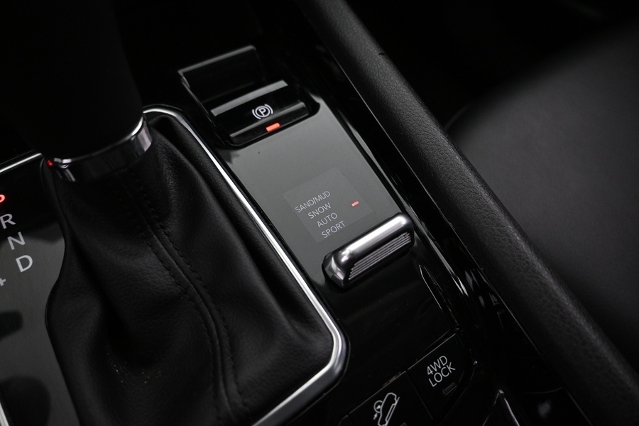 Jeep Compass vaihtoauto