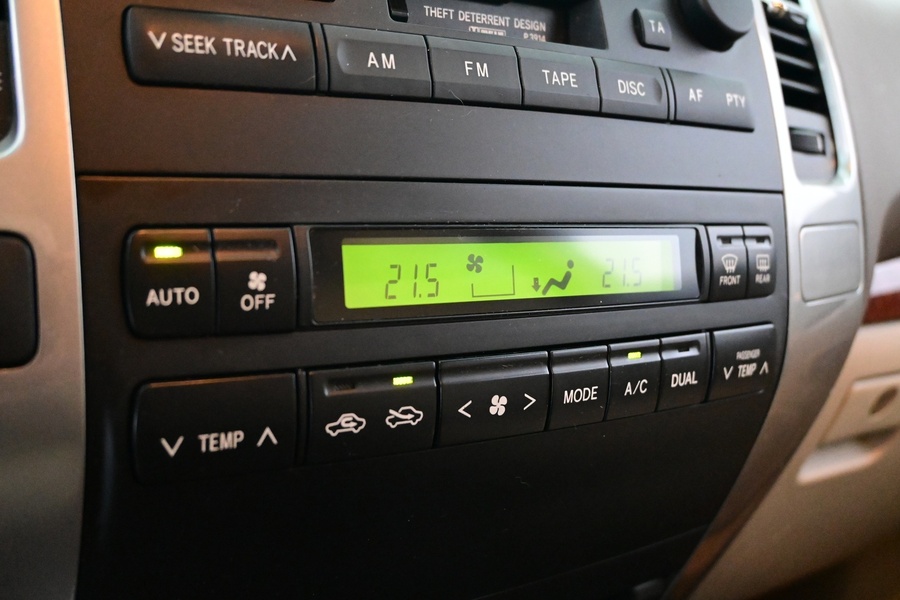 Toyota Land Cruiser vaihtoauto