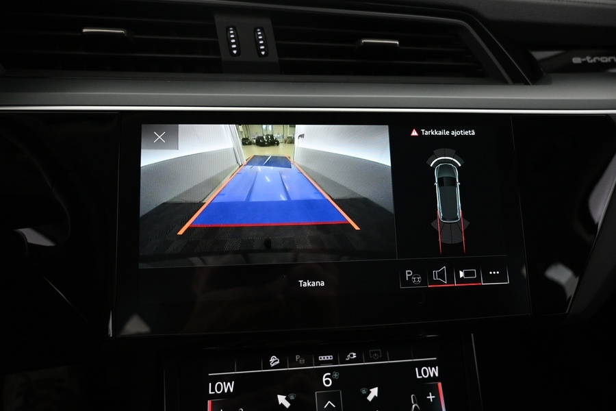 Audi Q8 e-tron vaihtoauto