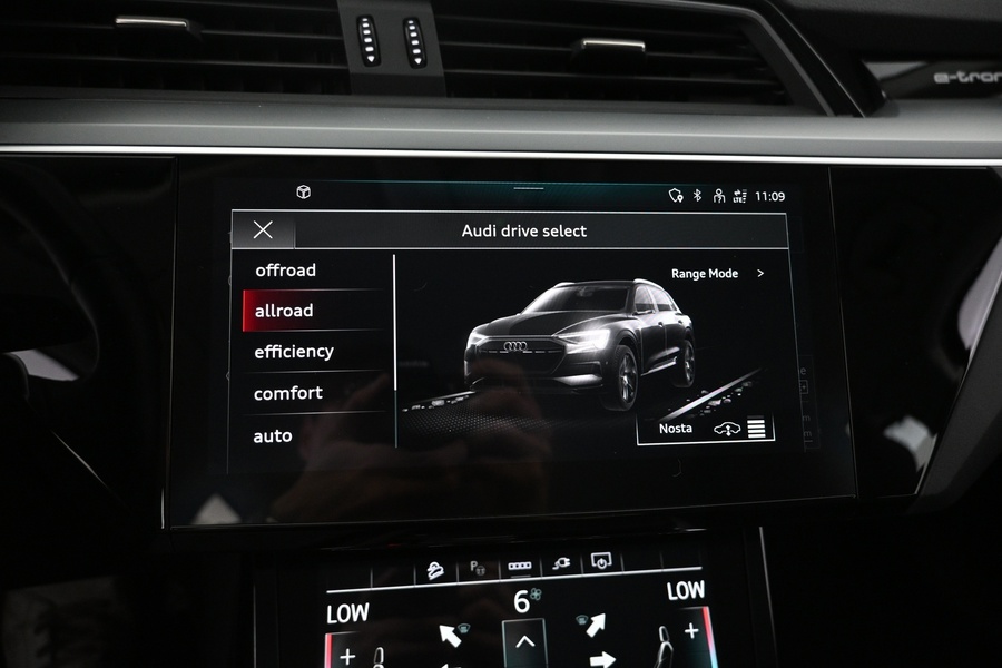 Audi Q8 e-tron vaihtoauto