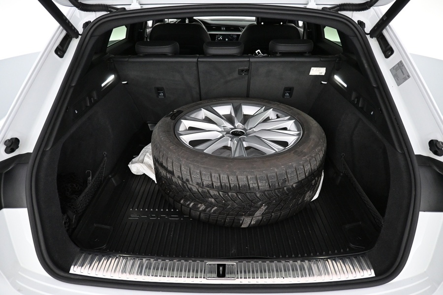 Audi Q8 e-tron vaihtoauto