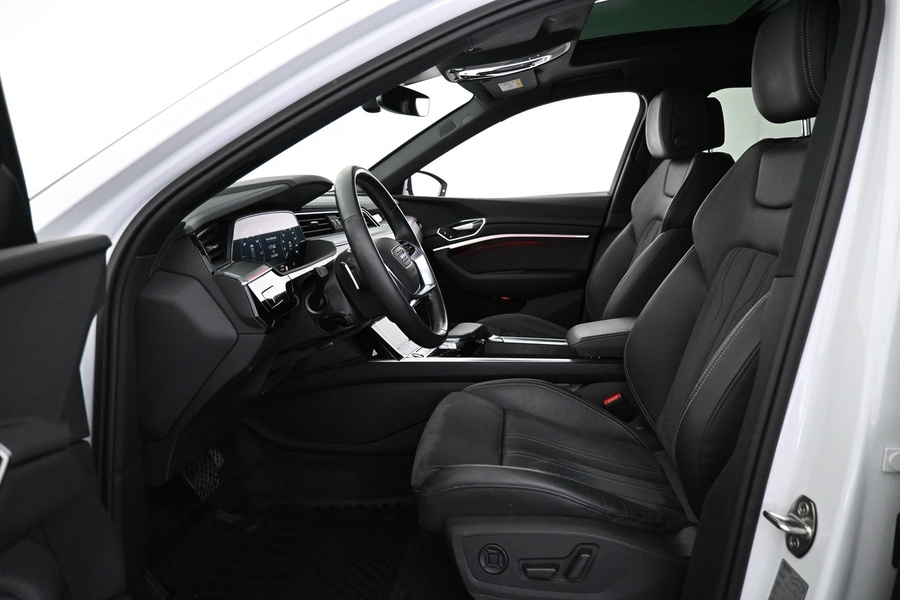 Audi Q8 e-tron vaihtoauto