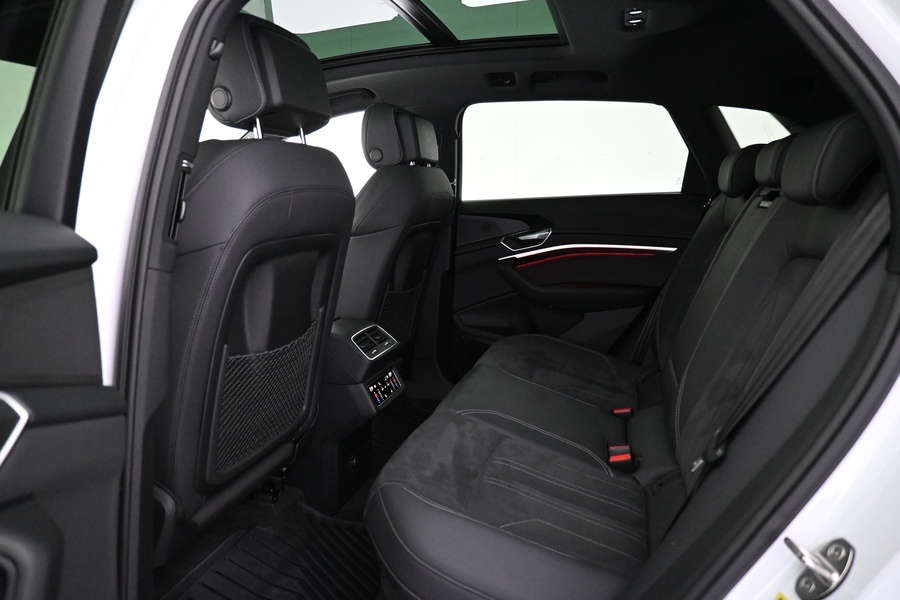 Audi Q8 e-tron vaihtoauto