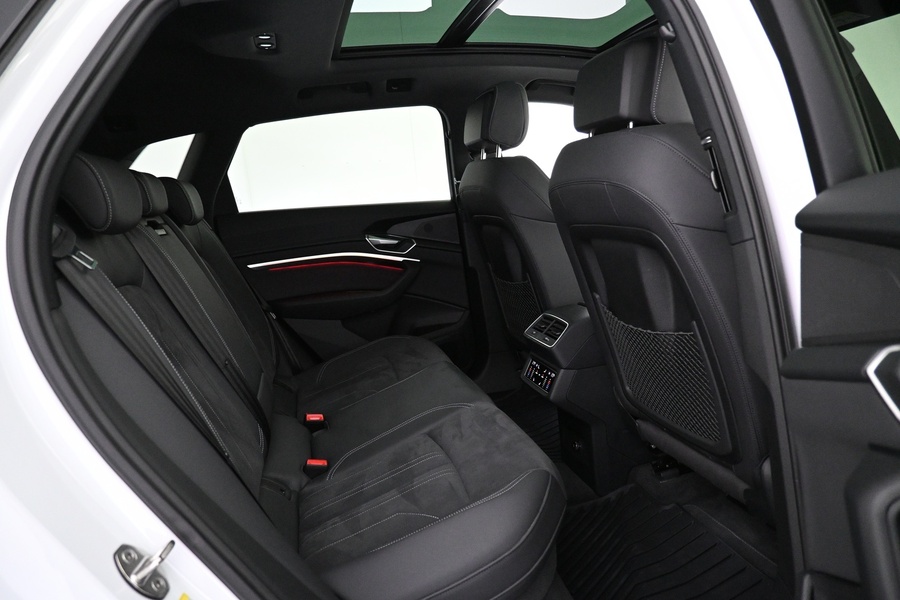 Audi Q8 e-tron vaihtoauto