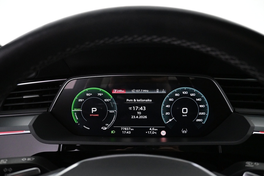 Audi Q8 e-tron vaihtoauto