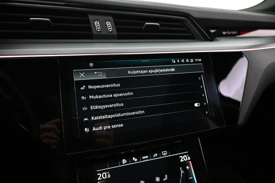 Audi Q8 e-tron vaihtoauto