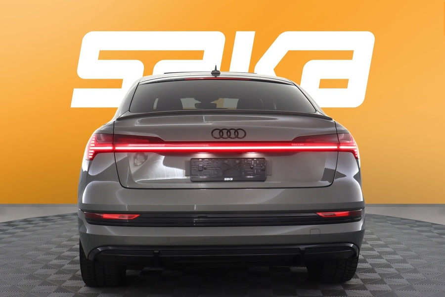 Audi e-tron vaihtoauto