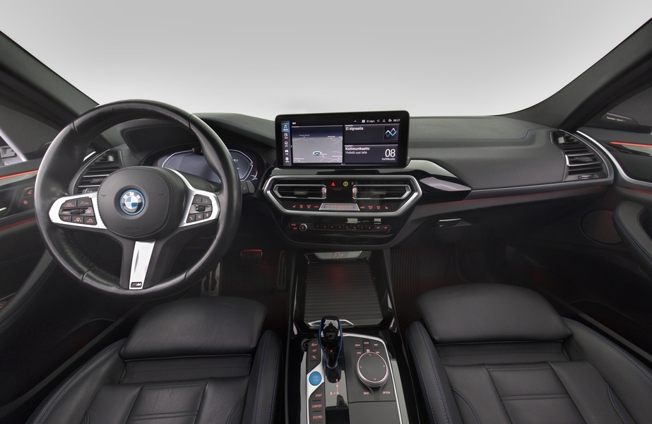 BMW iX3 vaihtoauto