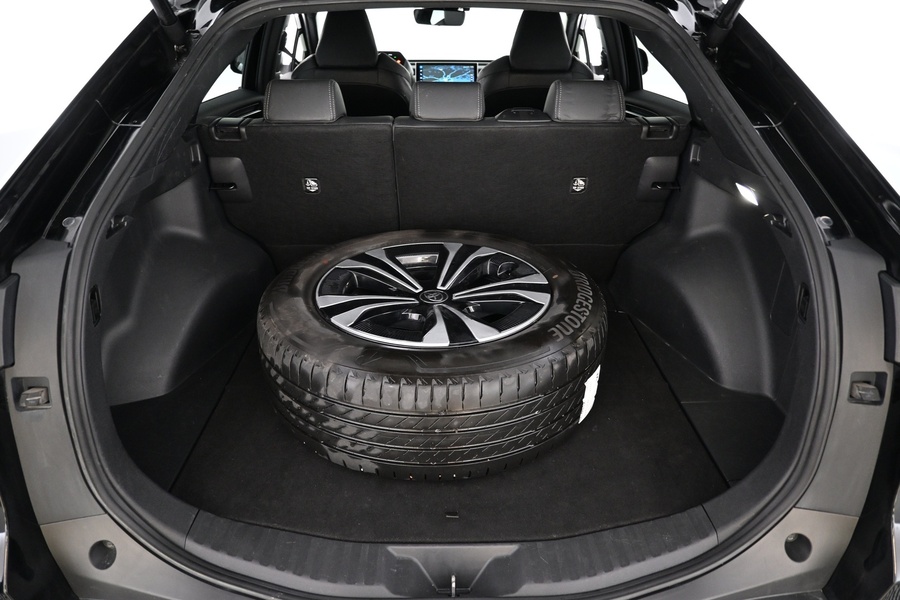 Toyota bZ4X vaihtoauto