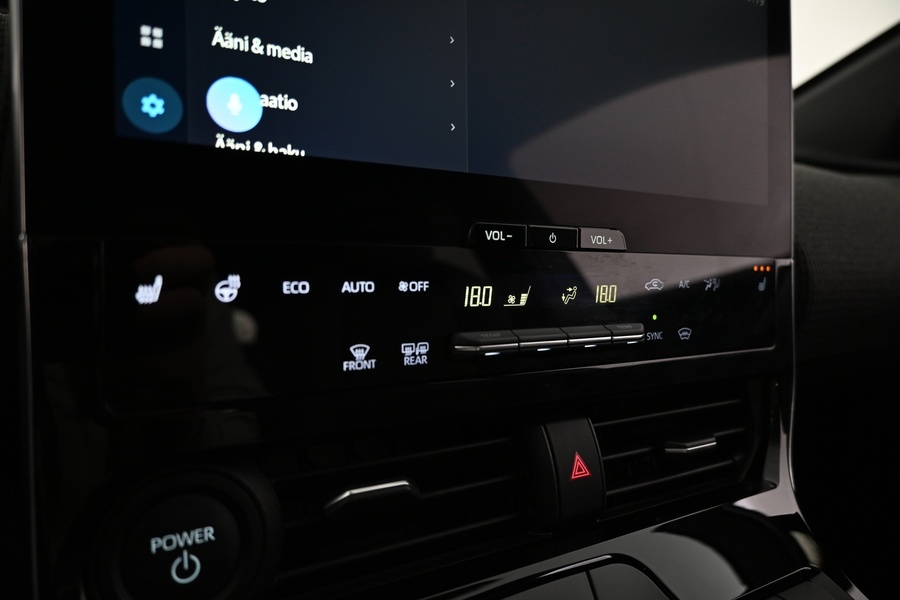 Toyota bZ4X vaihtoauto