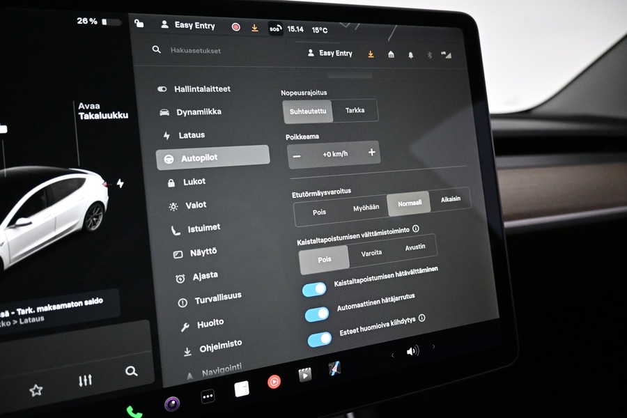 Tesla Model 3 vaihtoauto