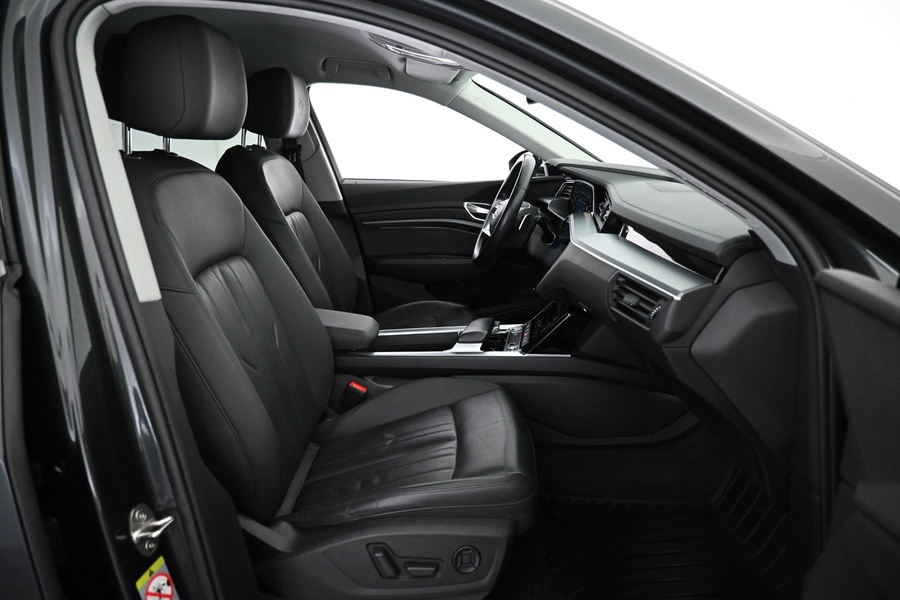 Audi e-tron vaihtoauto