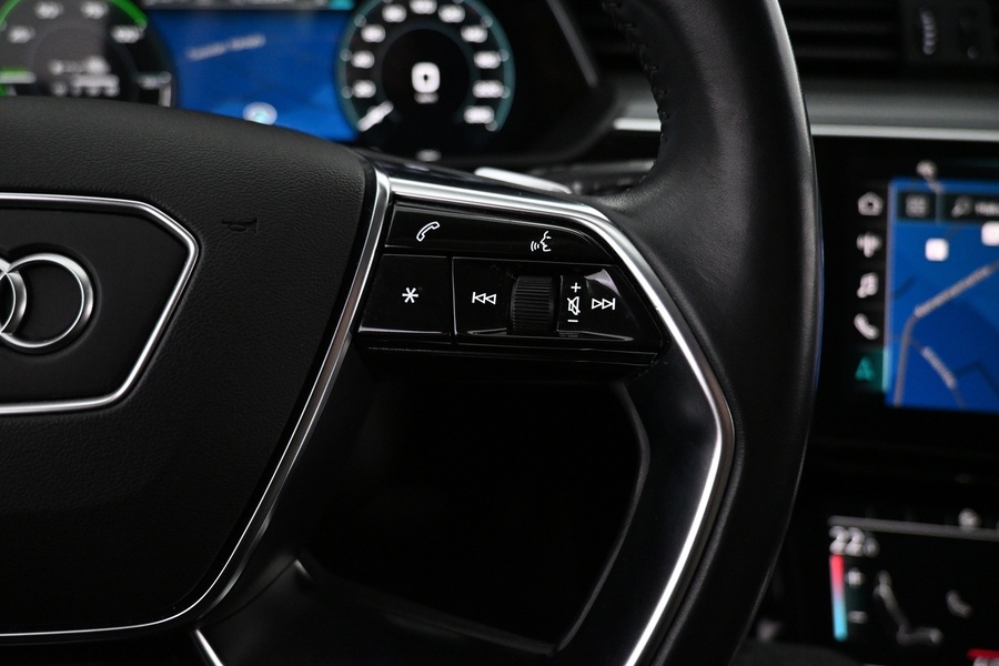 Audi e-tron vaihtoauto