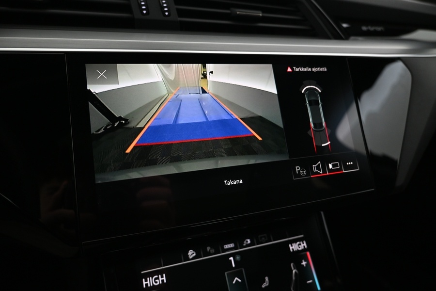 Audi e-tron vaihtoauto