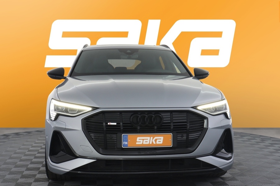 Audi e-tron vaihtoauto