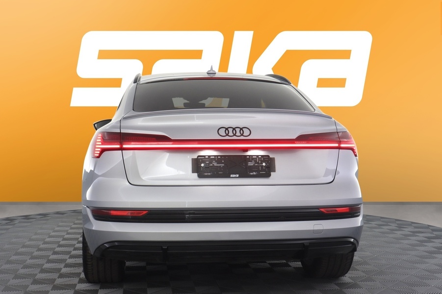 Audi e-tron vaihtoauto