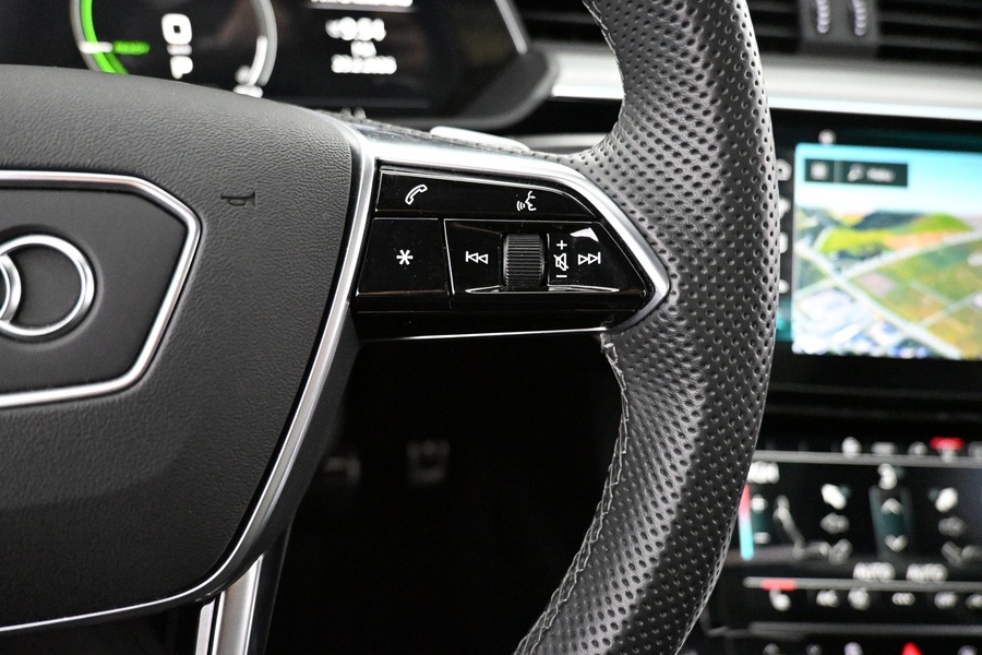 Audi Q8 e-tron vaihtoauto