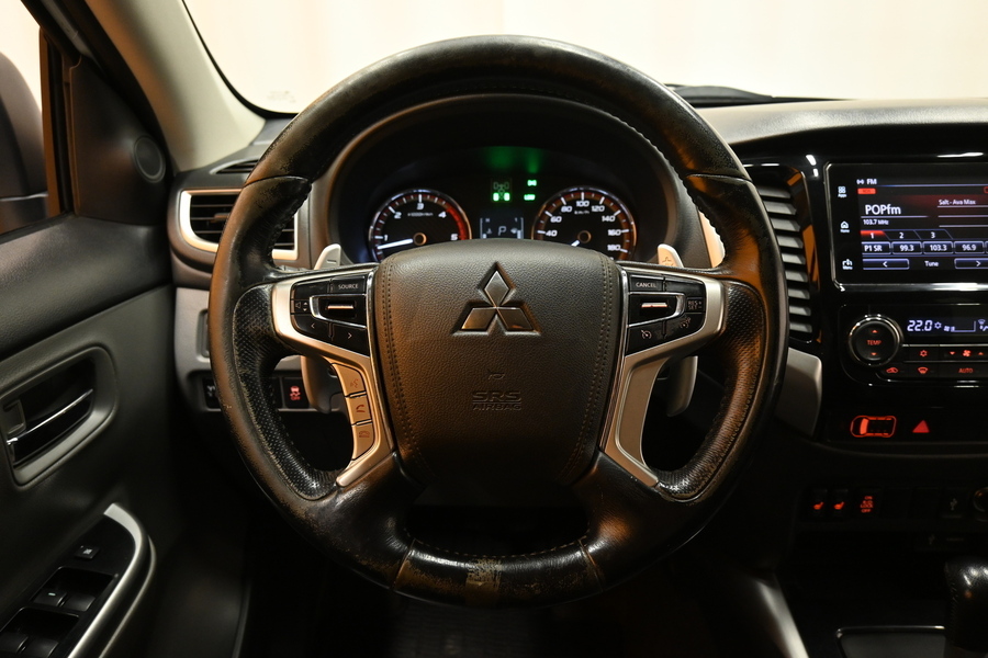 Mitsubishi L200 vaihtoauto