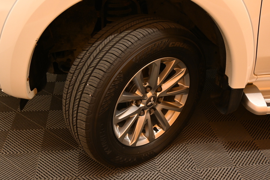 Mitsubishi L200 vaihtoauto