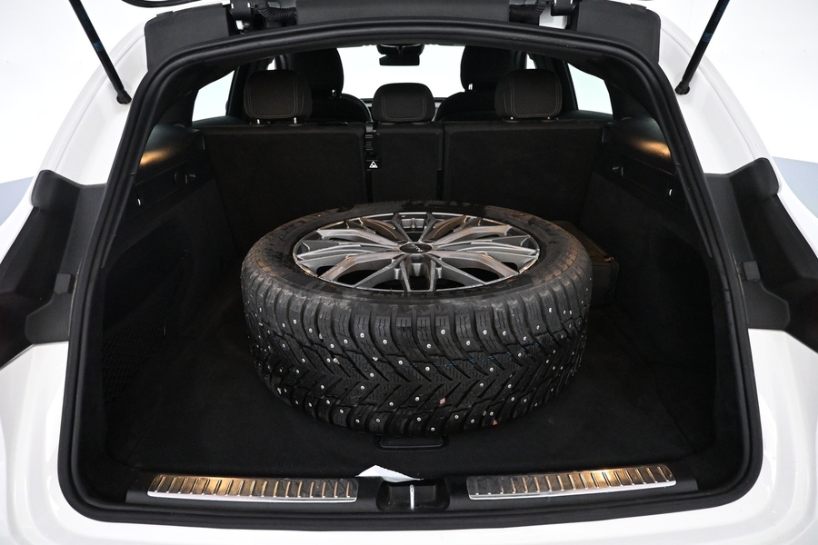 Mercedes-Benz EQC vaihtoauto