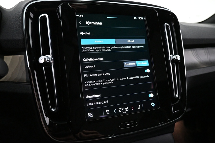 Volvo C40 vaihtoauto