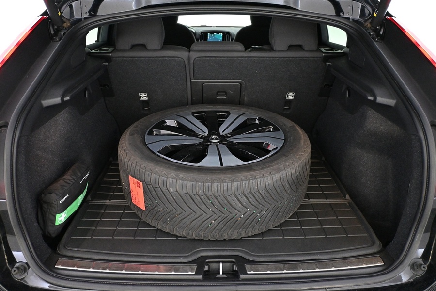 Volvo C40 vaihtoauto