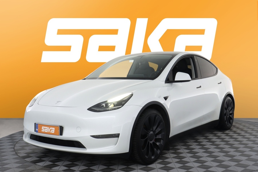 Tesla Model Y vaihtoauto