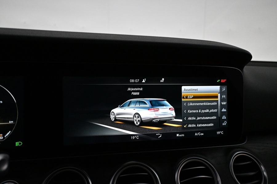 Mercedes-Benz E vaihtoauto