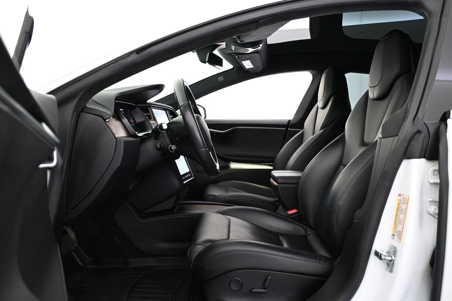 Tesla Model S vaihtoauto