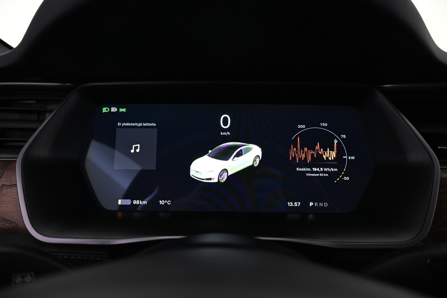 Tesla Model S vaihtoauto