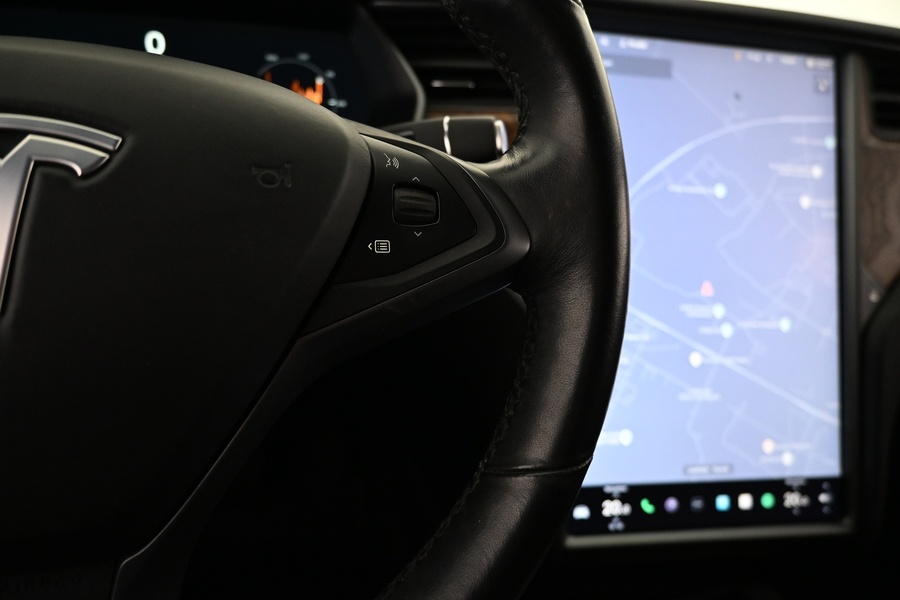 Tesla Model S vaihtoauto