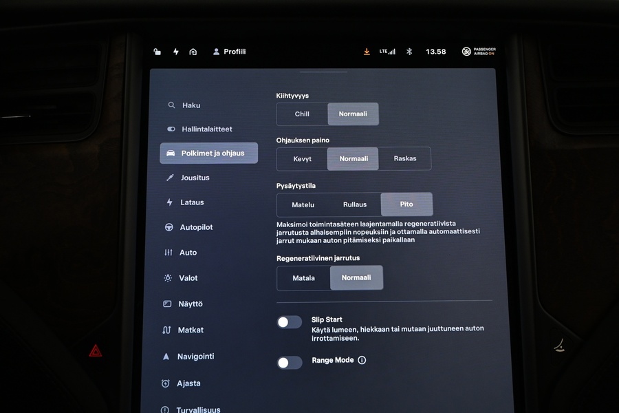 Tesla Model S vaihtoauto