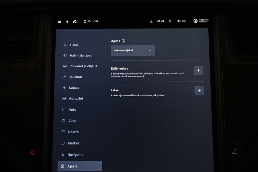 Tesla Model S vaihtoauto