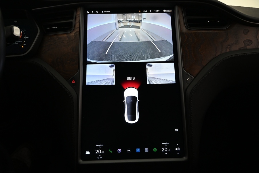 Tesla Model S vaihtoauto