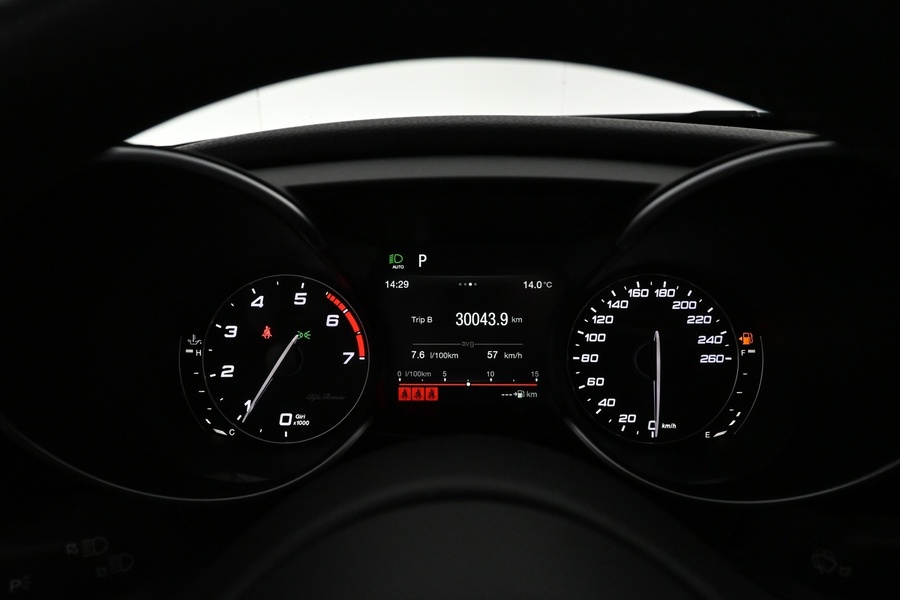 Alfa Romeo Giulia vaihtoauto