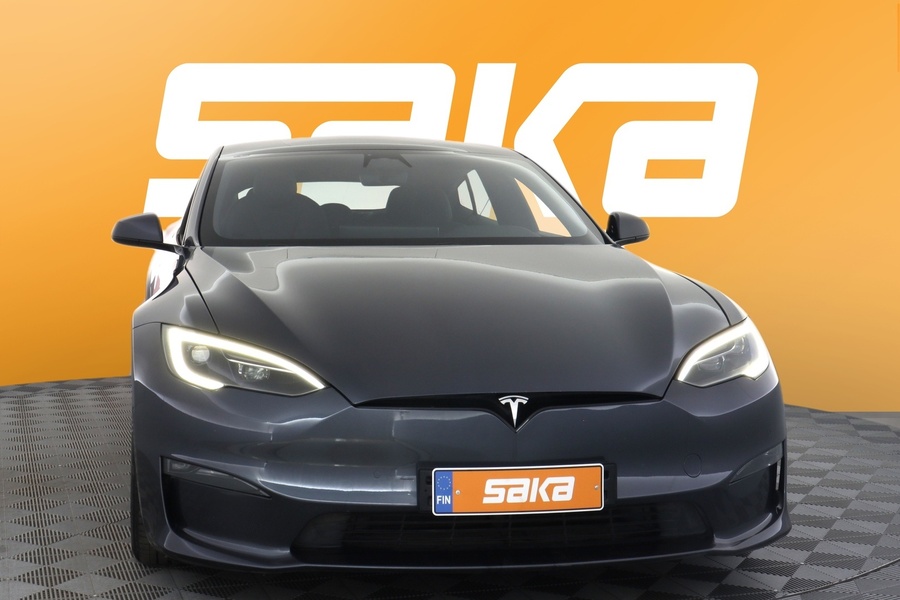 Tesla Model S vaihtoauto
