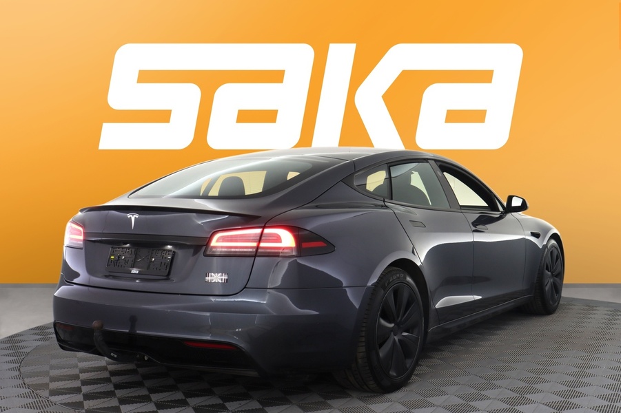 Tesla Model S vaihtoauto