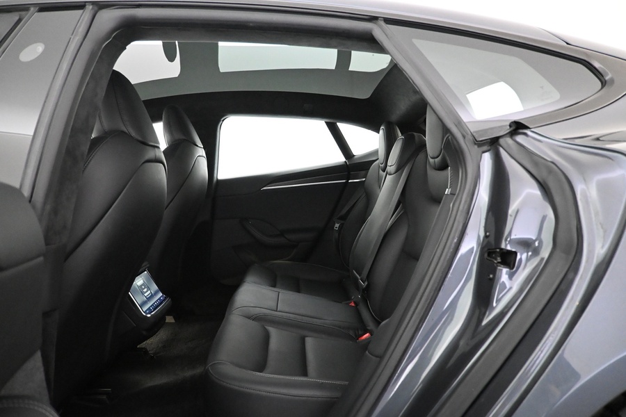 Tesla Model S vaihtoauto