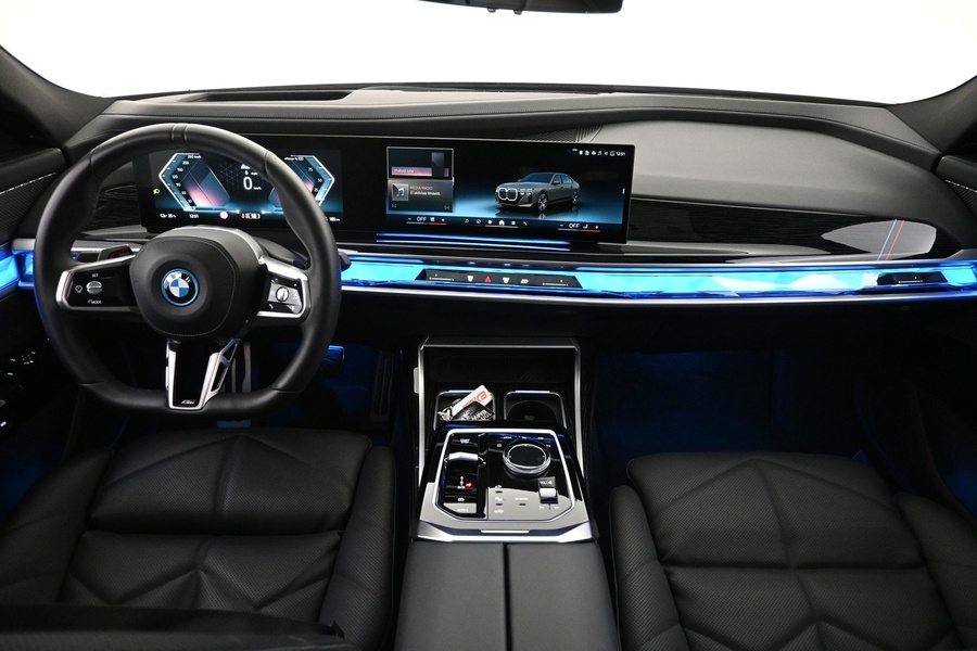 BMW i7 vaihtoauto