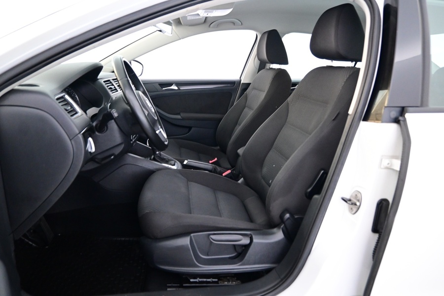 Volkswagen Jetta vaihtoauto