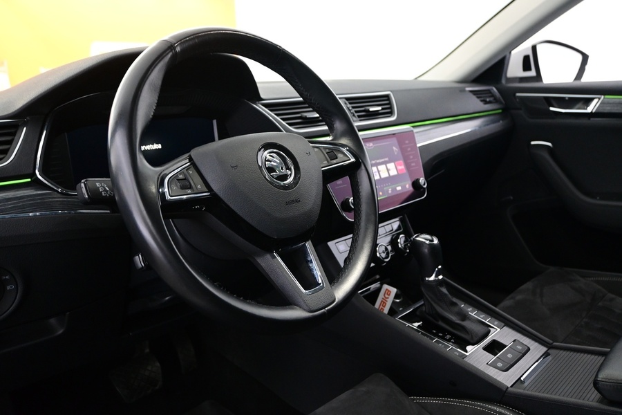 Skoda Superb vaihtoauto