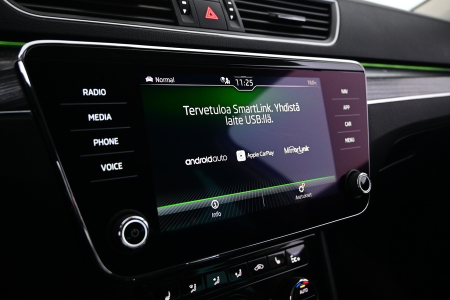 Skoda Superb vaihtoauto