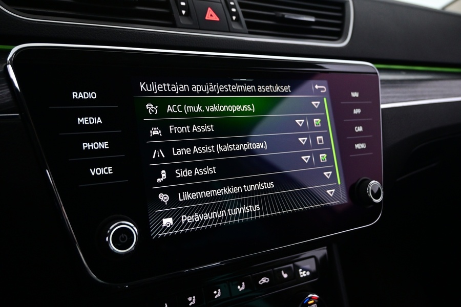 Skoda Superb vaihtoauto